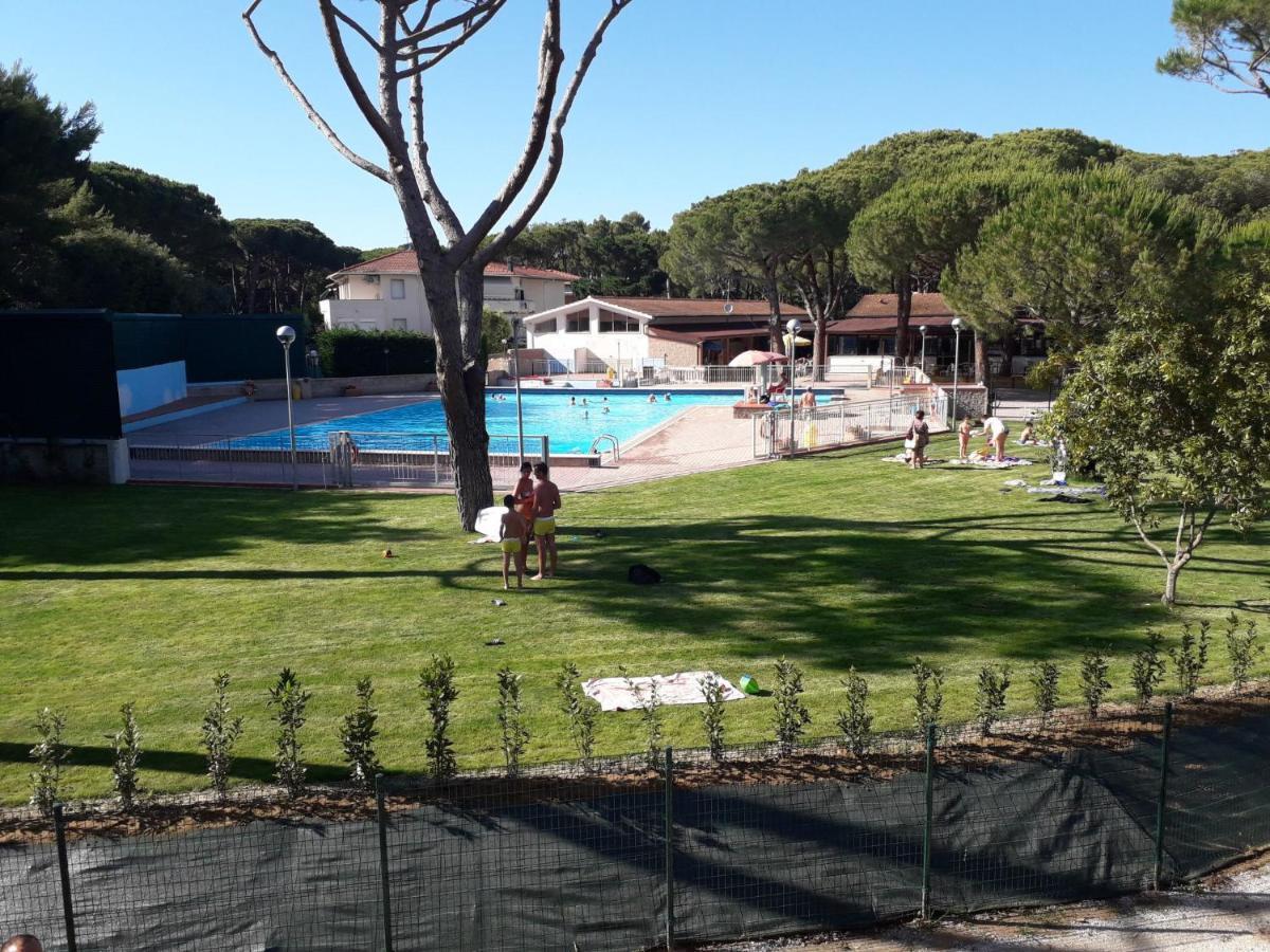 Holiday Home Ponente 6 By Interhome Marina Di Bibbona Exterior foto